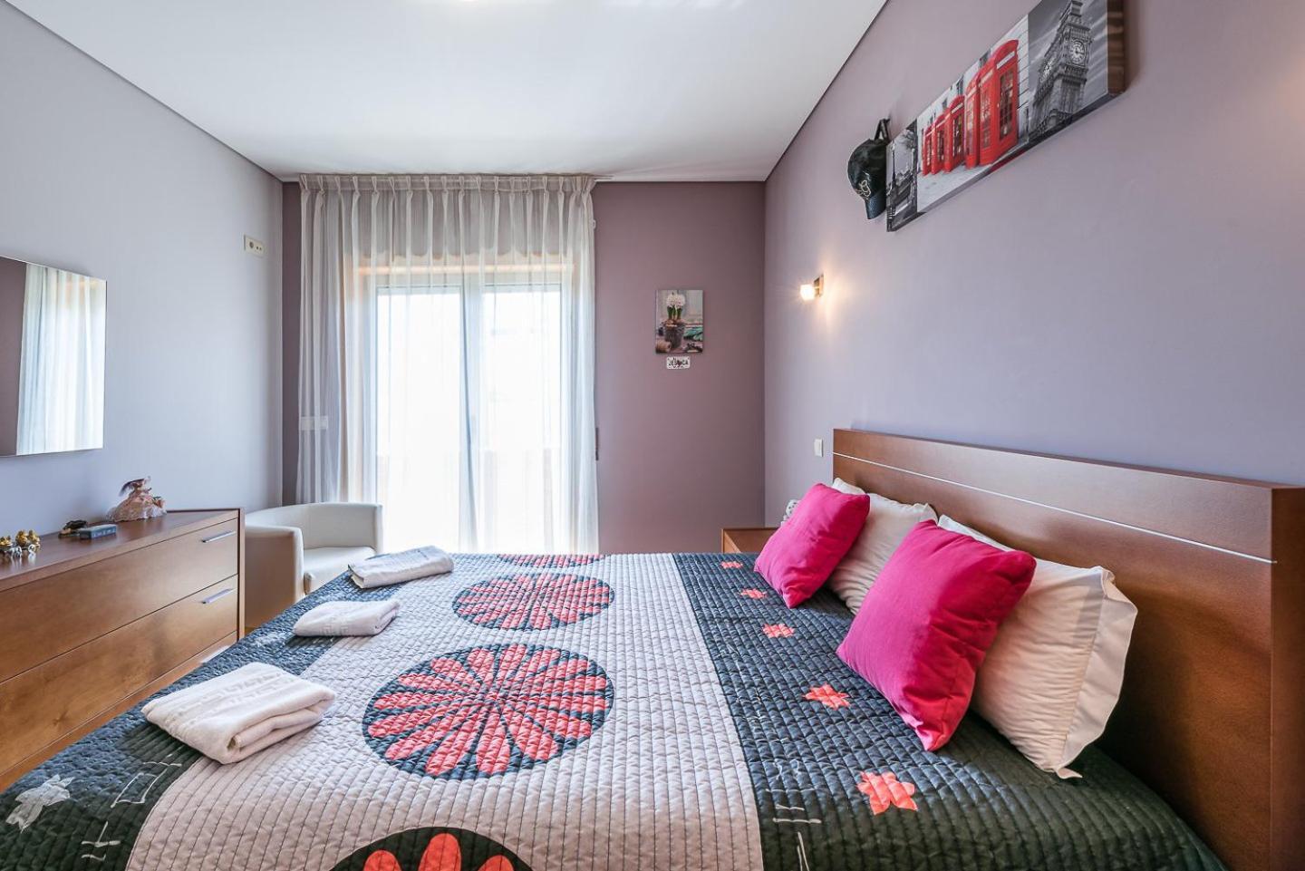 Апартаменты Guestready - Luxe Living By The Pool Повуа-ди-Варзин Экстерьер фото